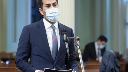 Asm. Robert Rivas speaking on SB 418