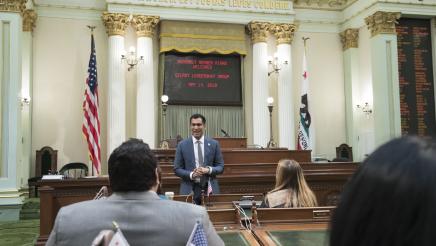 Assemblymember Rivas welcomes Gilroy Leadership Group on the Assembly Floor